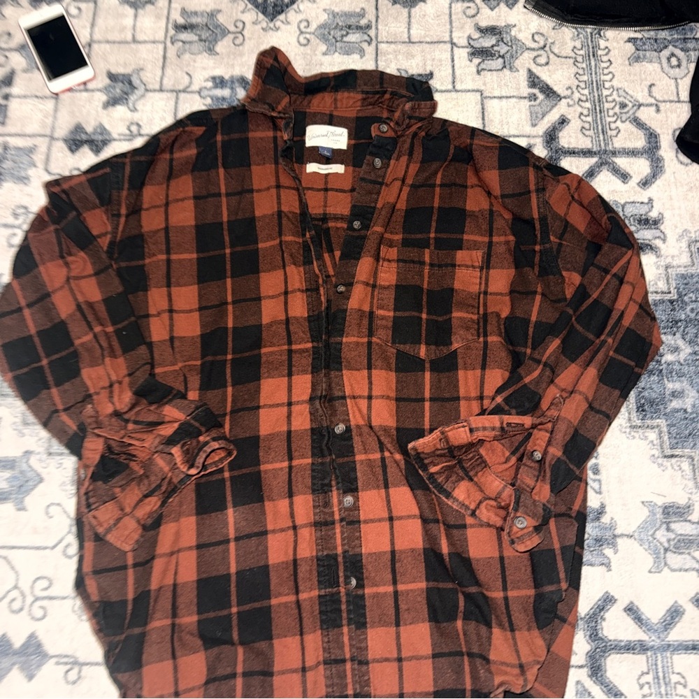 Universal Thread Women’s Flannel Shirt - Black and Brown